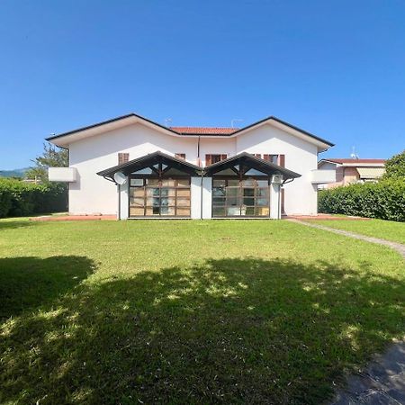Vila Villino Cocca Marina di Massa Exteriér fotografie